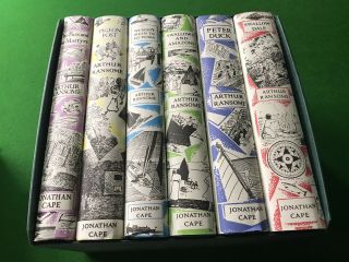 Swallows And Amazons 6 Book Box Set Arthur Ransome - Jonathan Cape 2005