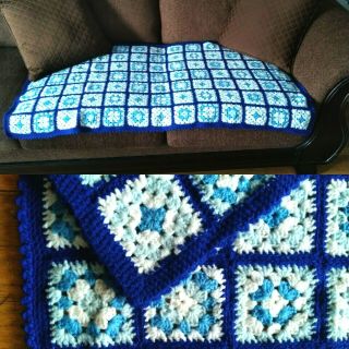 Vintage Handmade Granny Square Crocheted Afghan Throw Blanket Blue 47 