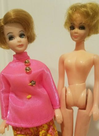 2 Dawn Topper Corp 6.  5 " Dolls Made In Hong Kong 1970 Vintage With Clothes