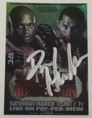Dan Henderson Signed 2010 Topps Ufc 82 Fight Poster Card Auto 