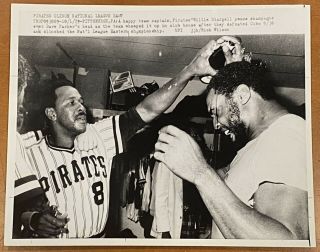 1979 Willie Stargell Dave Parker 8x10 Upi Press Photo Pittsburg Pirates Champion