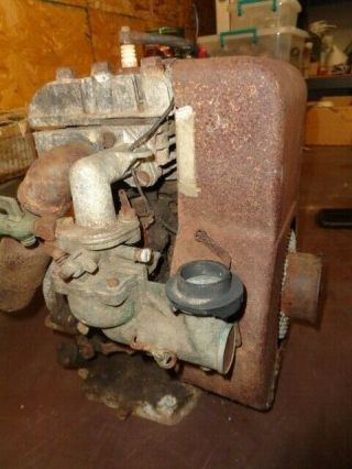 Vintage Briggs & Stratton Engine / Motor. 2