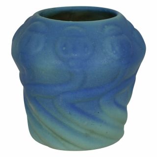 Vintage Van Briggle Pottery 1920s Blue Poppy Seed Pods Vase Shape 21