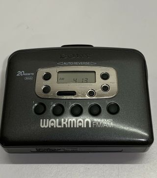 Vintage Sony Wm - Fx - 421 Walkman Cassette Player Fm/am Radio W/belt Clip