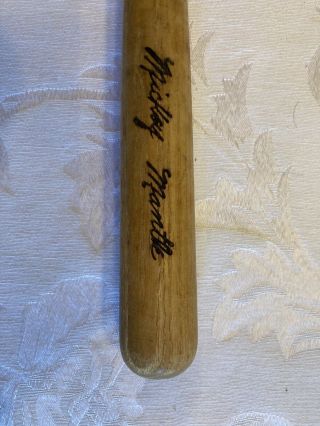 Vintage Early 1960’s Mickey Mantle NY Yankees Louisville Slugger Mini Bat 16 In 2