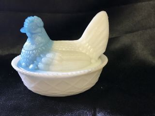 Vintage Westmoreland Blue & White Chicken Hen On Nest Covered Dish