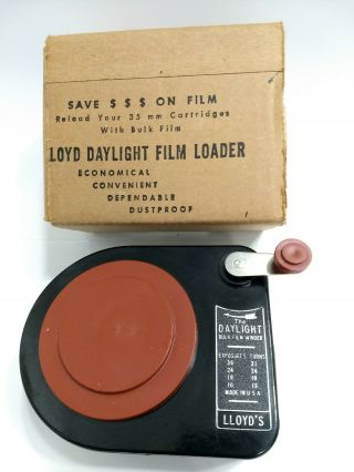 Vintage Lloyd 35mm Daylight Bulk Film Winder Loader Darkroom Developing Photos