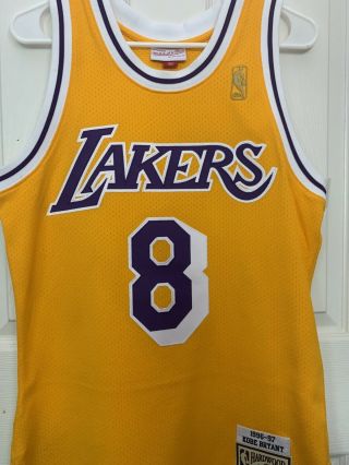 100 Authentic Kobe Bryant Mitchell & And Ness Lakers Gold 1996 - 1997 Jersey 36 S