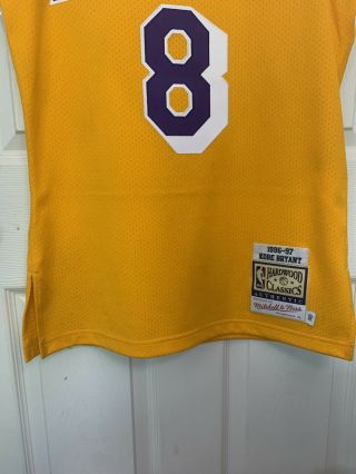 100 Authentic Kobe Bryant Mitchell & And Ness Lakers Gold 1996 - 1997 Jersey 36 S 2