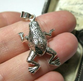 Vintage Style Cute Sterling Silver Frog Articulated Moving Necklace Pendant