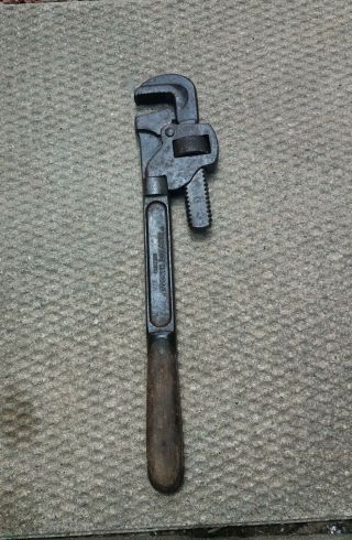 The H.  D.  Smith & Co 18 " Vintage Adjustable Monkey Wrench Perfect Handle Usa