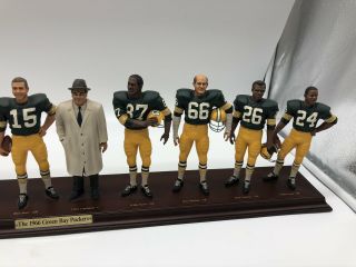 Danbury 1966 Green Bay Packers Team Statue Vince Lombardi Bowl Figure 3