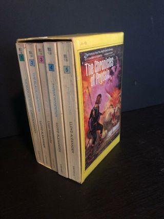 The Chronicles Of Prydain : Lloyd Alwxander - Vintage Comple 5 Volume Boxed Set