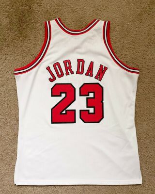 Authentic Michael Jordan Mitchell Ness 1997 - 98 Chicago Bulls Jersey Size XL (48) 2