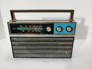 Vintage Sears Silvertone Solid State Ten Transistor Am Portable Radio Model 6223