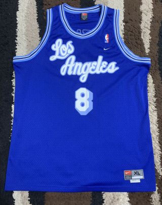 Authentic Nike Kobe Bryant Swingman Jersey Size Xl Los Angeles Lakers Royal