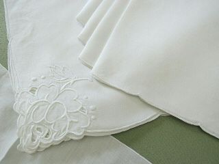 Vintage White Linen Cutwork Roses Place Mat 12 Piece Set W/ Matching Napkins