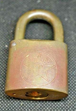 L231 - Vintage Obsolete Brass Texaco Oil Company Bw Logo Padlock Lock No Key