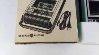 Vintage GE General Electric 3 - 5152b Portable Cassette Tape Recorder Player 3