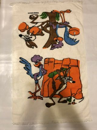 Vintage Usa Warner Bros Road Runner Wile E Coyote Towel 100 Cotton Looney Tunes