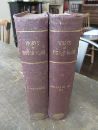 2 Volumes " Victor Hugo 