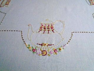 VINTAGE HAND EMBROIDERED TABLECLOTH EXQUISITELY DECORATED TEA SET 3