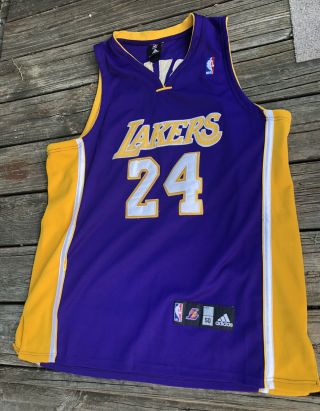 Kobe Bryant Los Angeles Lakers White Sz Xl (50),  2 Jersey Adidas Stitched/sewn