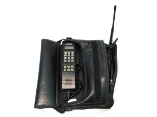 Vintage Motorola Cell Phone Portable Bag Car Comment Cellular Wireless Alaska