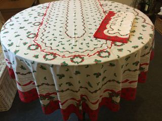 Vintage Christmas Red White Holly Large Oval Table Cloth Table Linen & 8 Napkins