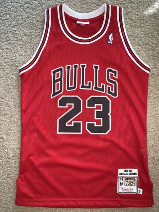 Michael Jordan Mitchell & Ness Authentic 23 Chicago Bulls Jersey Size 40 Medium