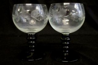 Set Of 2 Vintage Roemer Style White Wine Glasses Green Stem Etched Grapes