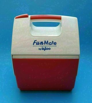 Vintage Igloo Fun Mate Mini Cooler Personal 4 Can Drink Bait Lunch Red Box Usa