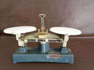 Vintage Cenco Balance Scale Model 3470