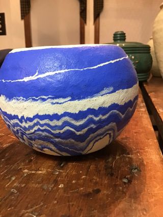 Vintage Ozark Roadside Tourist Pottery Pot Blue / White Swirl