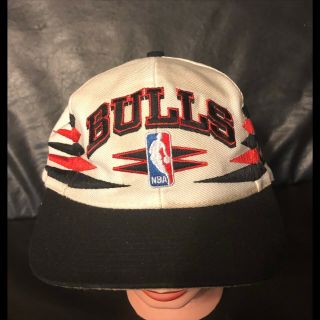 Vintage Chicago Bulls Logo Athletic Diamond Snapback Hat