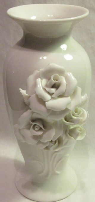 Vintage Princess House Inspired Classics White Floral Vase,  9.  3 " Tall,  - Vg