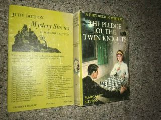 Judy Bolton 36 The Pledge Of The Twin Knights Matte Hardcover