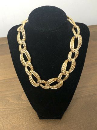 Vintage Anne Klein Choker Necklace Chunky Gold Tone Chain Link 16  Toggle