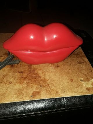 Vintage Red Lips Phone Fine