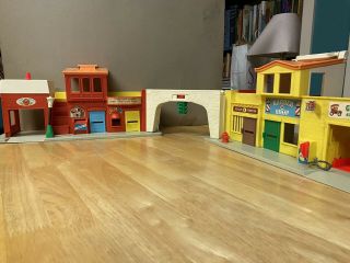 Vintage 1973 Fisher Price Little People Town Main Street