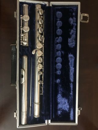 Vintage Wt Armstrong,  Elkhart,  104 Flute W/ Case