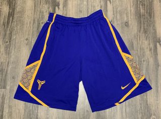 Nike Kobe Bryant Los Angeles Lakers Dri Fit Snake Skin Shorts Mens Large Nba