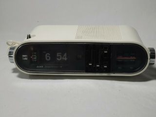 Vintage Allied Digichrom V 12 - 5012 Alarm Flip Clock / Am,  Fm Radio