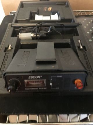 Vintage 1980 ' s ESCORT Cincinnati Microwave Radar Warning Receiver Detector 2