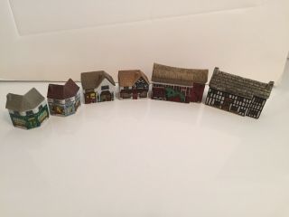 Vintage Group Of 6 Whimsey On Why Buildings - Wade,  England