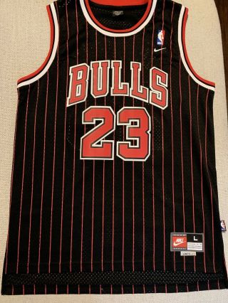 Michael Jordan Pinstripe Nike Swingman Jersey,  Chicago Bulls,  Mens Large