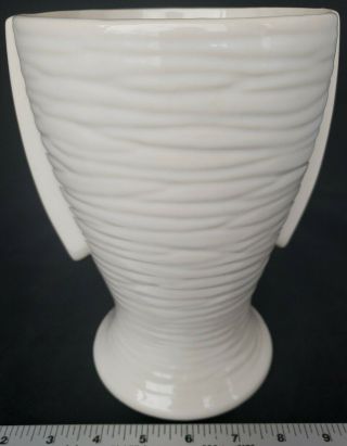 Vintage Mccoy Usa Art Pottery 8.  5 " Ring Pattern Off White Cream Glaze Vase