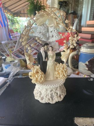 Vtg Bisque Bride & Groom Wedding Cake Topper Flowers & Bells 60 S Ornate Stand 3