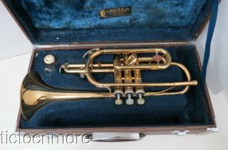 Vintage Holton Collegiate C602r Trumpet Horn Serial No.  004122 & Case