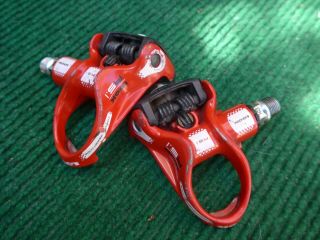 Vintage Look A5.  1 Clipless Pedals